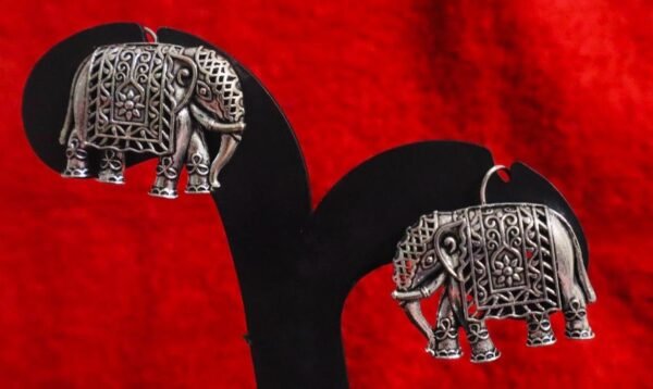 SAKETHAM ELEPHANT THEMED JHUMKI