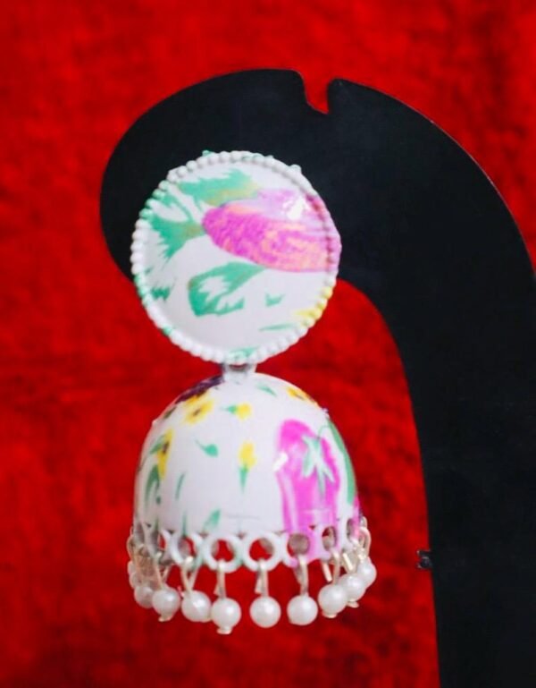 SAKETHAM WHITE FLORAL DESIGN JHUMKI