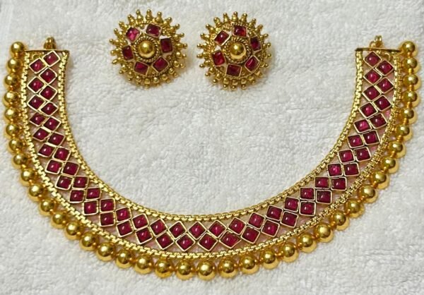 SAKETHAM RUBY COLOUR STONE STUDDED NECKLACE AND EARRING SET