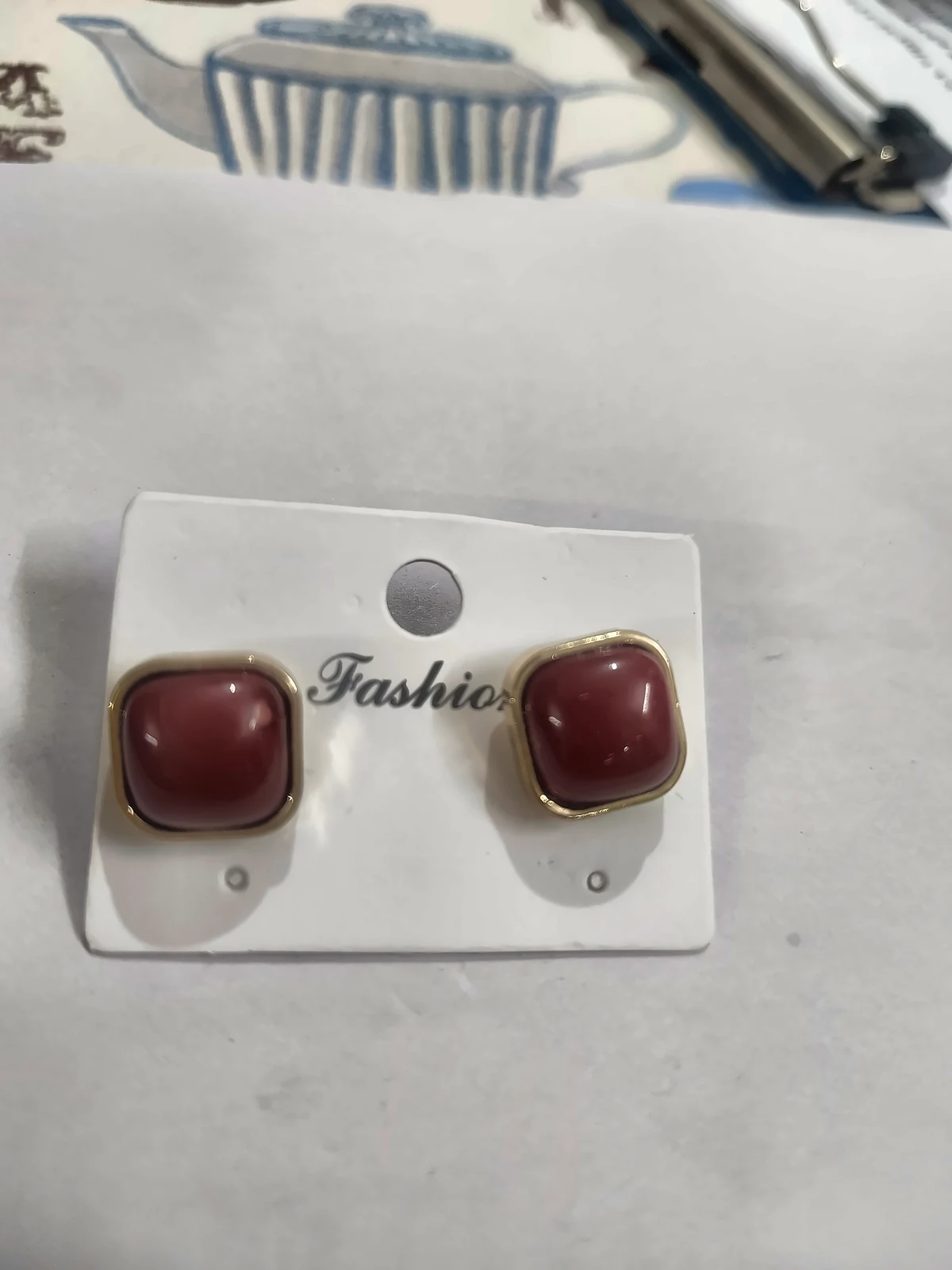 Maroon Cabochon Square Stud Earrings - Image 2